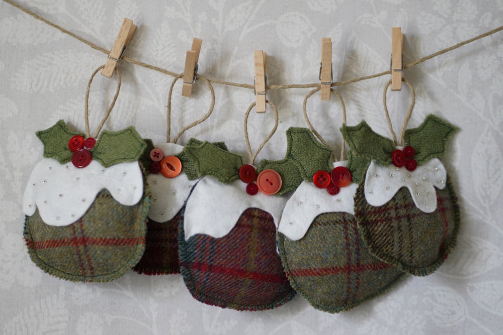 Christmas Pudding Plaid Wool Hanging Decoration