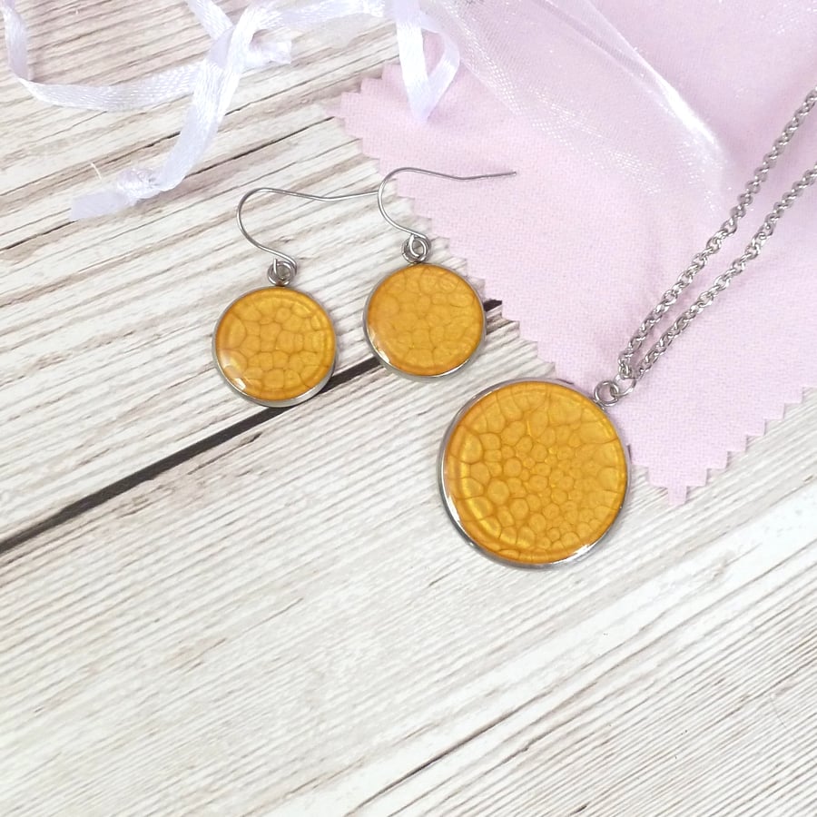 Golden Yellow enamel and resin pendant and dangle earring set