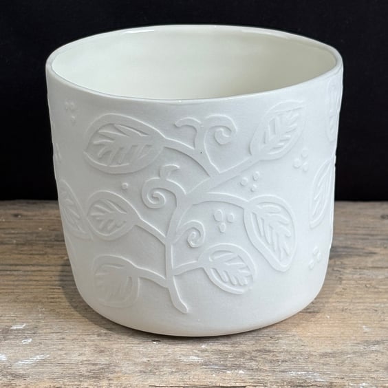Slip-cast Porcelain Planter with leaf design