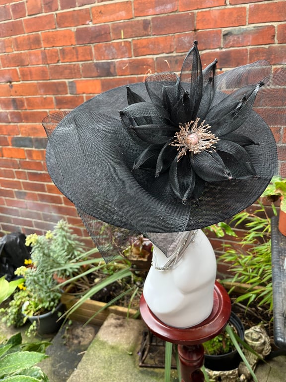 Beautiful Handmade hat, Hat for the Races, Hats for Ascot, Special Occasion Hats
