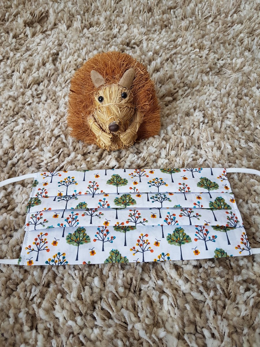 Small Adult or Teenager face covering – Bees and Trees print