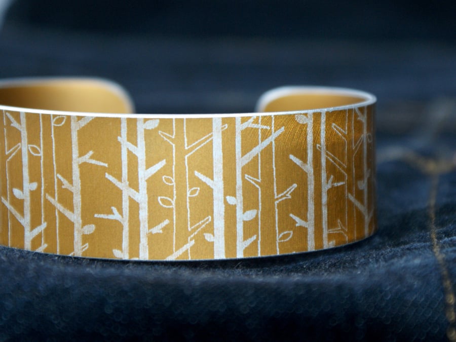 Woodland pattern cuff bracelet mustard