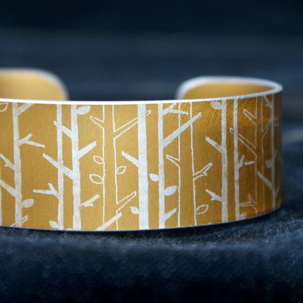Woodland pattern cuff bracelet mustard