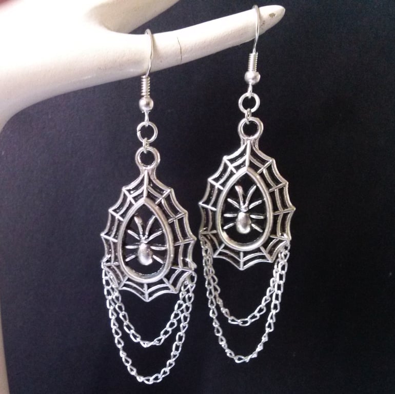 Dangling Cobweb Spider Web Silver Plate Drop Dangle Earrings