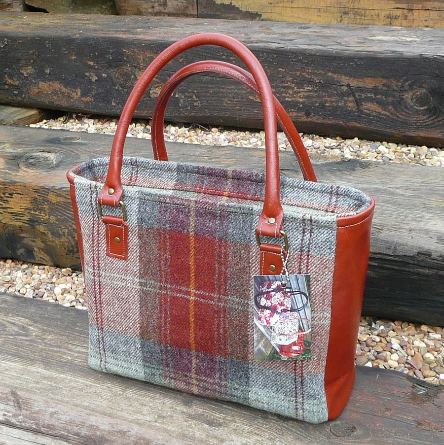 Rusty brown british wool tweed and leather top handle handbag with zip top 