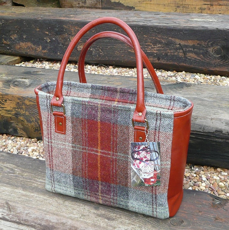 Rusty brown british wool tweed and leather top handle handbag with zip top 