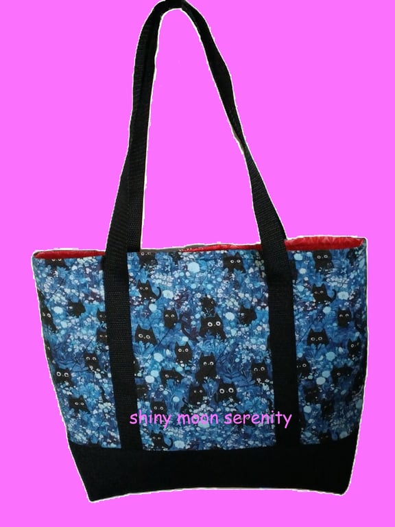 Black Cat on Blue Background, Tote Bag