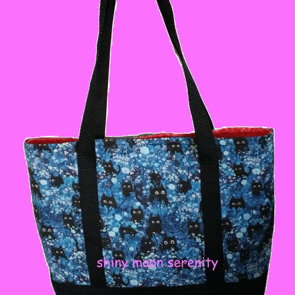 Black Cat on Blue Background, Tote Bag