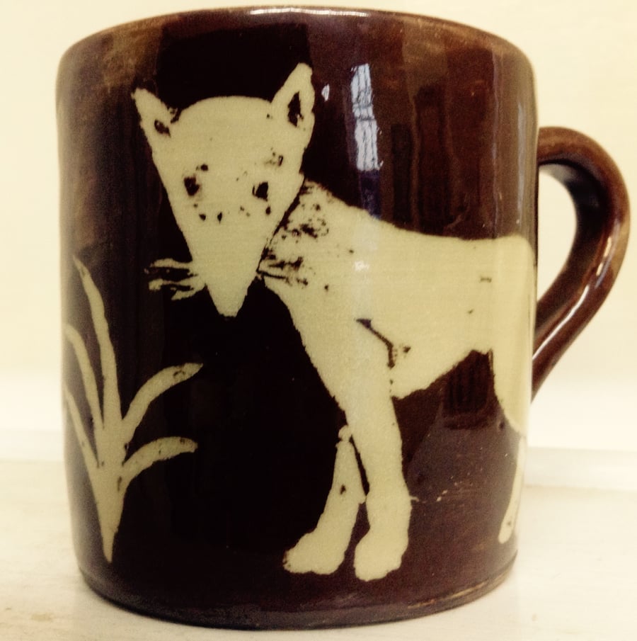 Stoneware mug with fox design