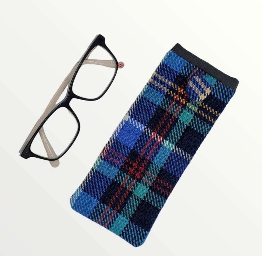 Handwoven Harbour View glasses case