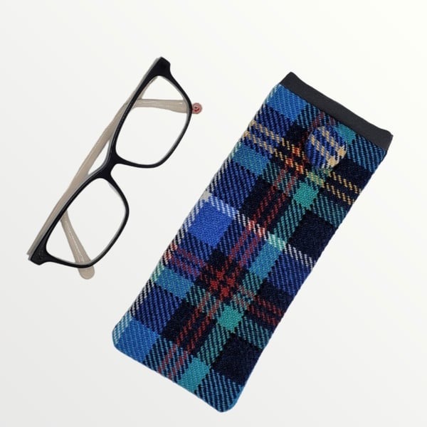 Handwoven Harbour View glasses case