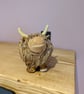 Ceramic highland cow sculpture  - Image 5