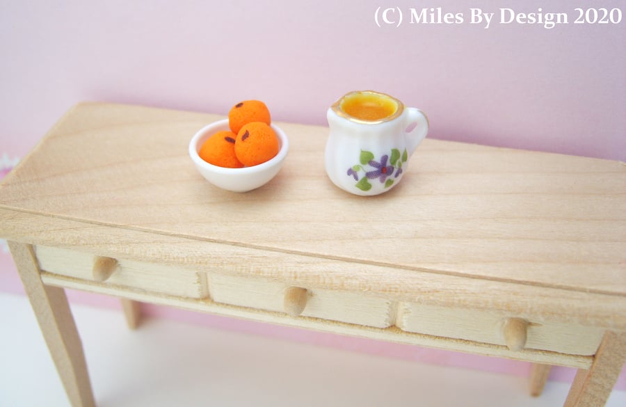 1:12 Scale Oranges In a Bowl with Orange Juice China Jug