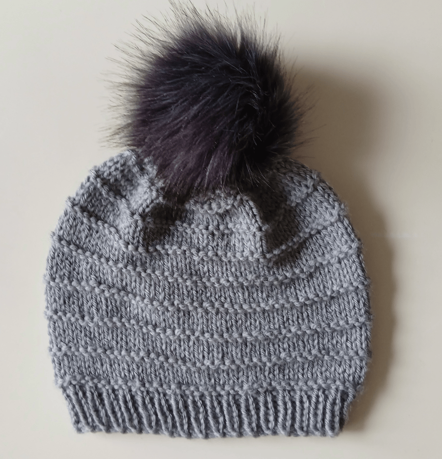 HAND KNIT Ladies Chunky Merino Beanie Hat with Pom-Pom