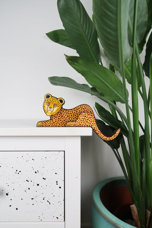 Cheetah door topper, jungle home decor, animal wooden decoration.