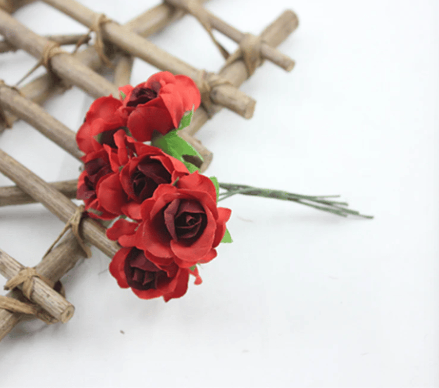 (SF002 red)  30 pcs, 2cm Fabric Artificial Flowers  