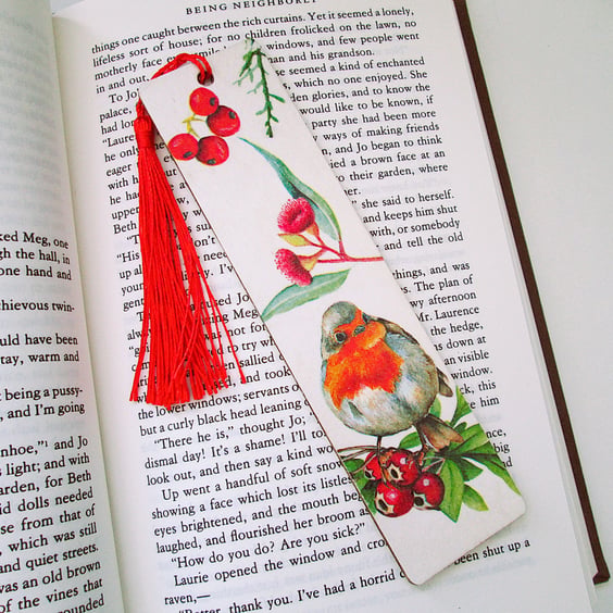 Red Christmas robin wood decoupage bookmark with tassel