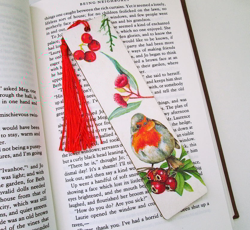 Red Christmas robin wood decoupage bookmark with tassel