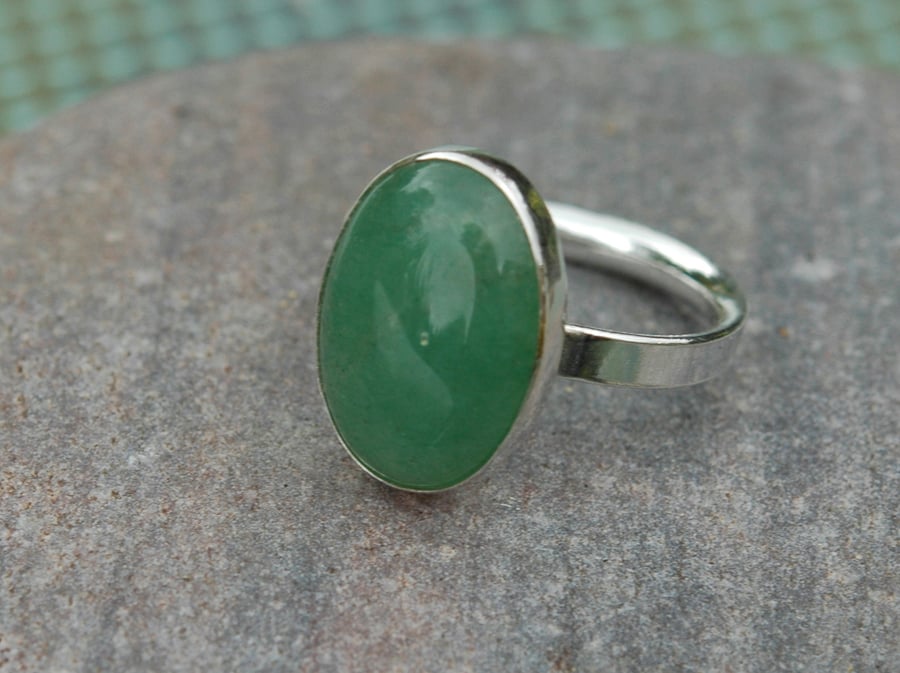 Sterling Silver Ring with Aventurine Gemstone,  size M and Q,  Hallmarked,  R99