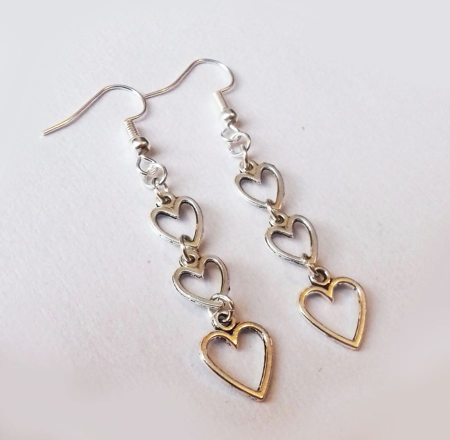 Silver Plate Heart Drop Dangle Romantic Earrrings