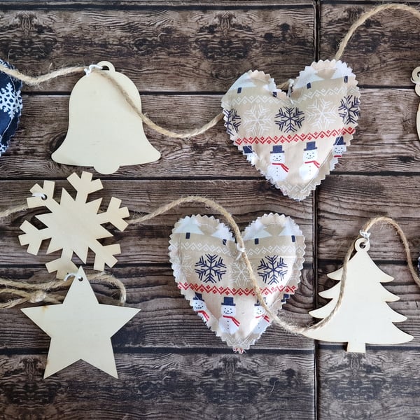 Scandi Padded fabric Hearts garland with wooden Christmas Ornaments 