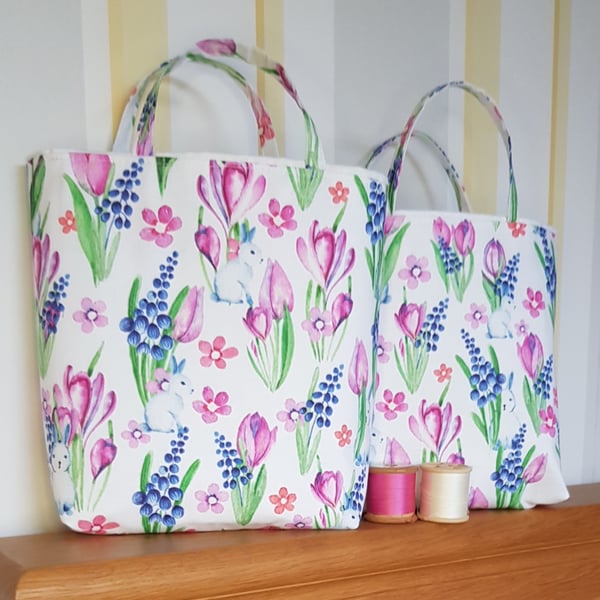 Gift bag, Easter bunnies in flowers 