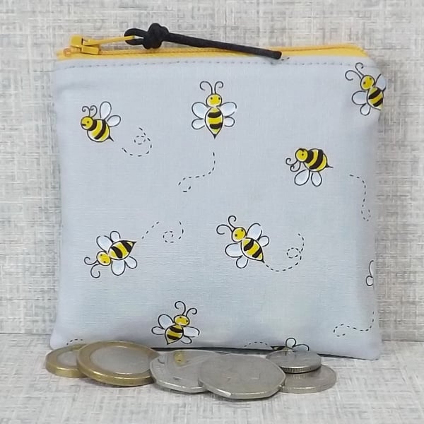 Small purse, coin purse, bees