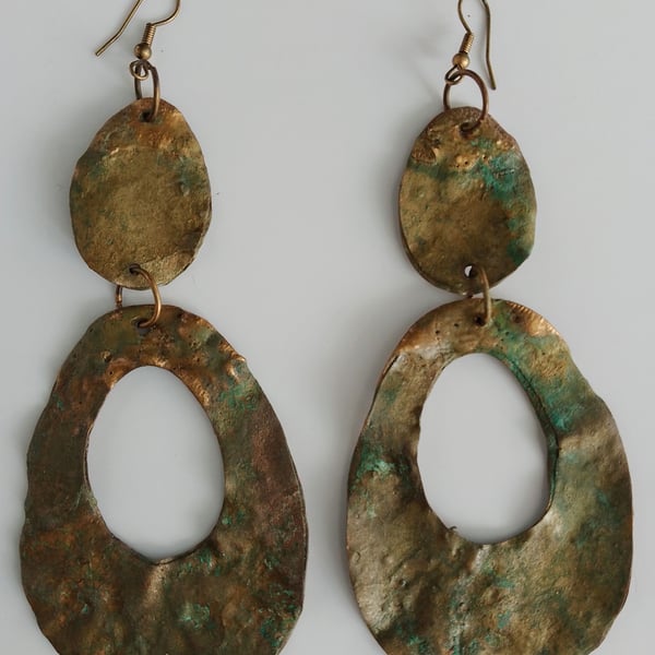 Antique Look Gold Earrings - Extremely Lightweight!