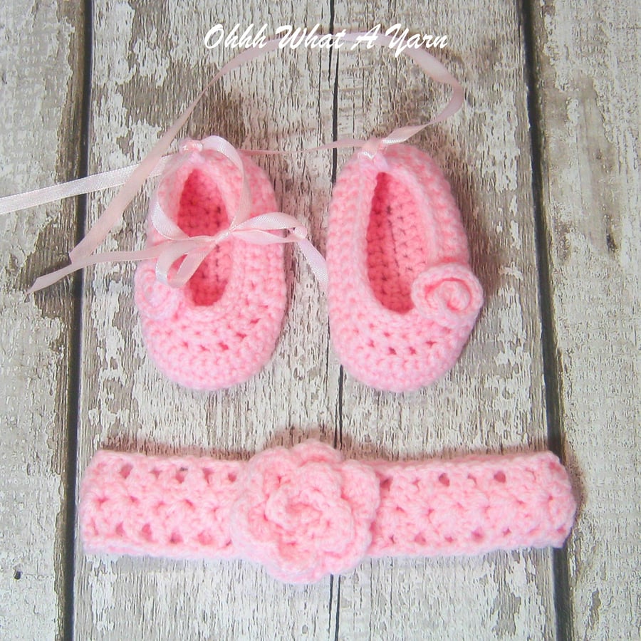 Crochet pastel pink baby ballerina shoes with matching headband - Age 0-3 months