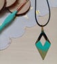 Green and gold wood diamond necklace 