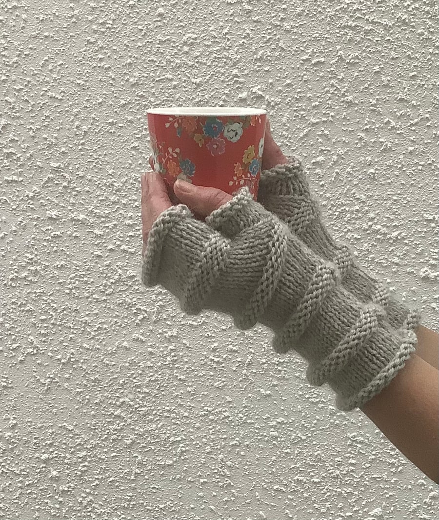 FINGERLESS MITTS , wristwarmers .'Tamar Valley'  Alpaca and wool. Light grey.