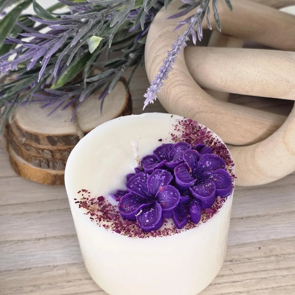 Handmade Purple Flower Candle – Decorative Floral Candle – Gift for Her