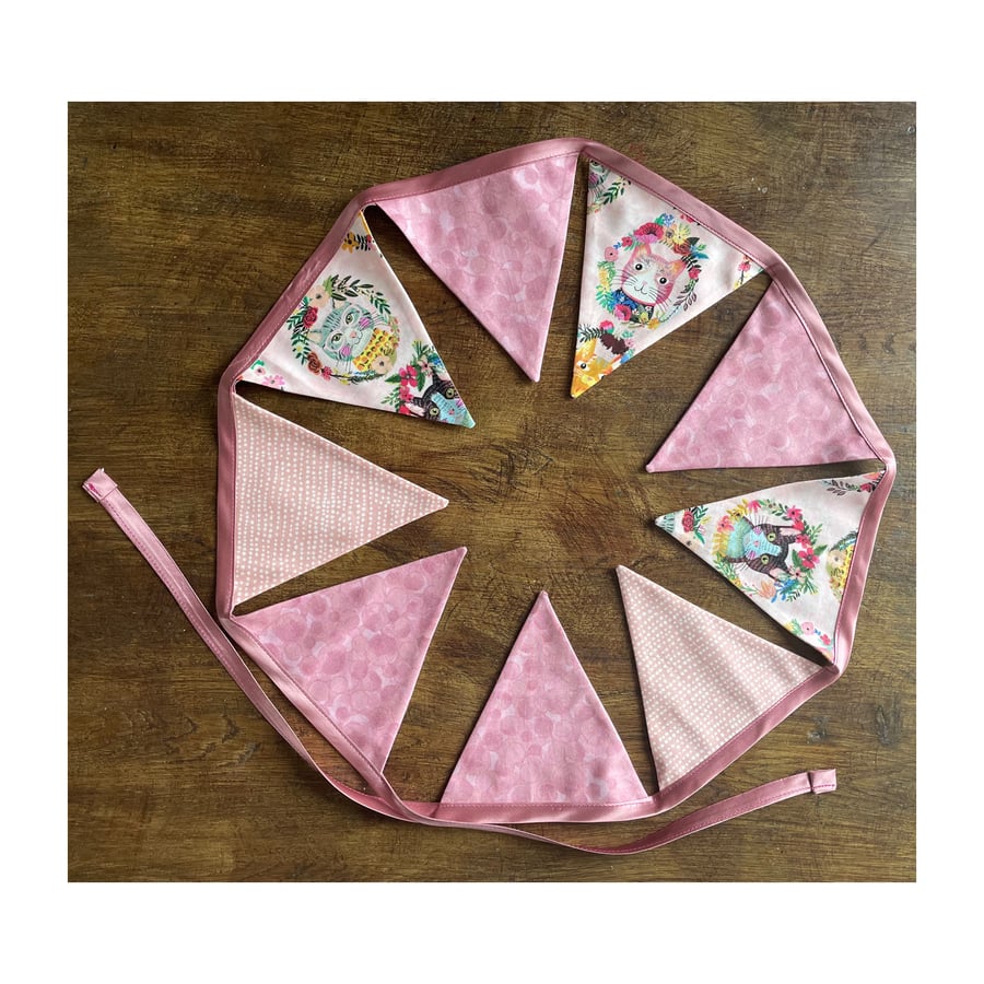 Kitty cat bunting - small - reversible 
