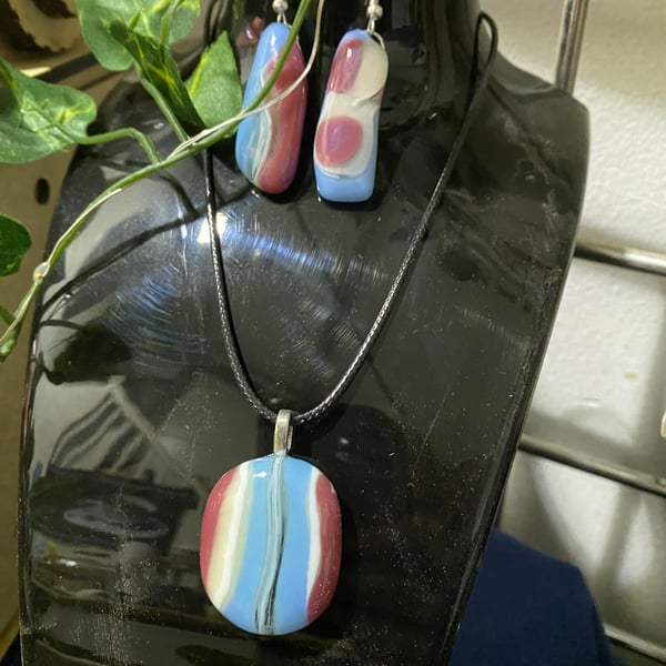 Colour Shift Fused Glass Pendant and Asymmetrical Earrings