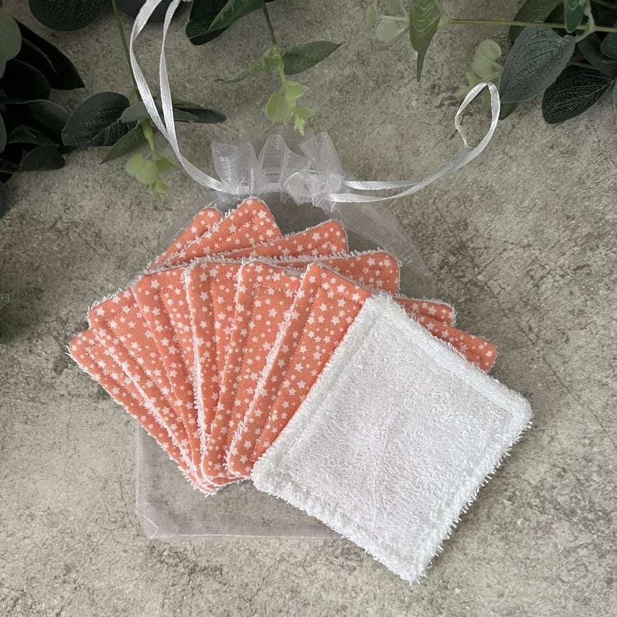 Fabric Pack of 7 Reusable Facial Wipes: Pastel Orange Stars, Make-Up Remover Pad