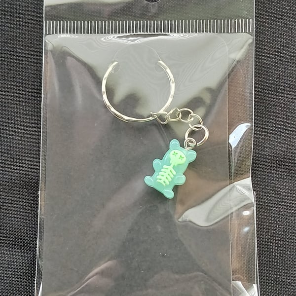 Skeleton bear keyring 