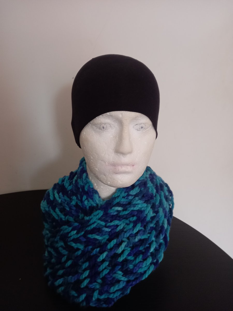 Neck Warmer Finger Crocheted Blue Berry