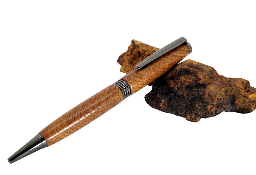 Streamline Pen in English Elm