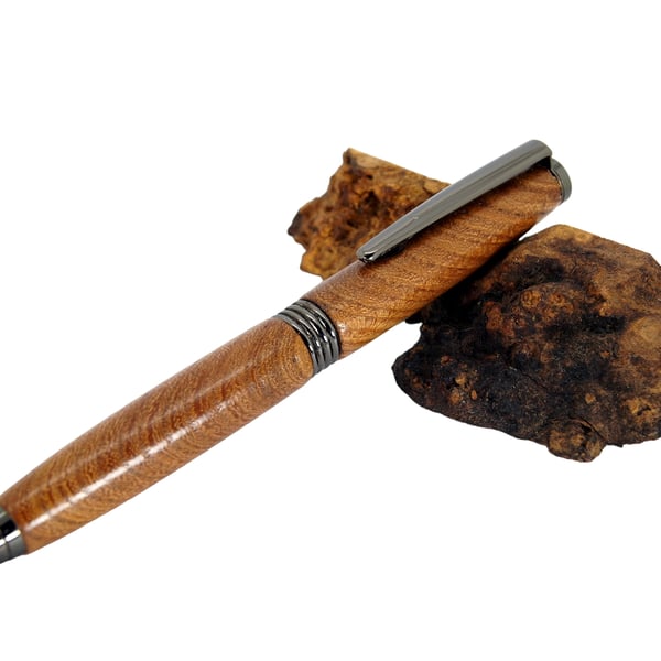 Streamline Pen in English Elm