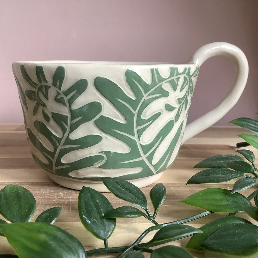 Handmade stoneware sgraffito green fern leaf mug tea coffee cup 