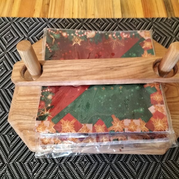 Attractive Napkin Holder for the Dining Table