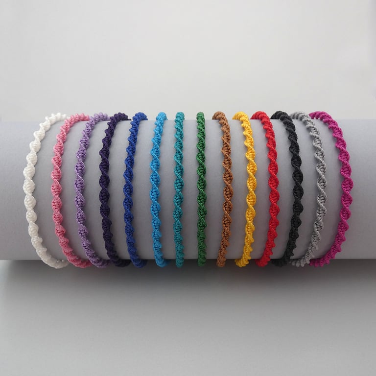 Dainty 7" Macrame twist bracelet for adults with sliding clasp. Ref:488