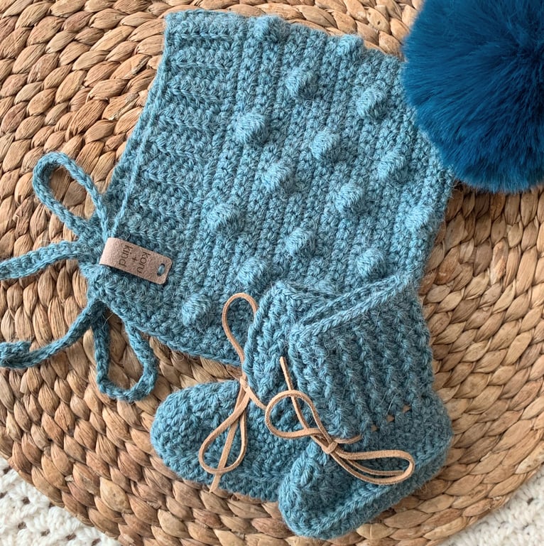 Pixie Bonnet & Bootie Set Wool Alpaca blend 