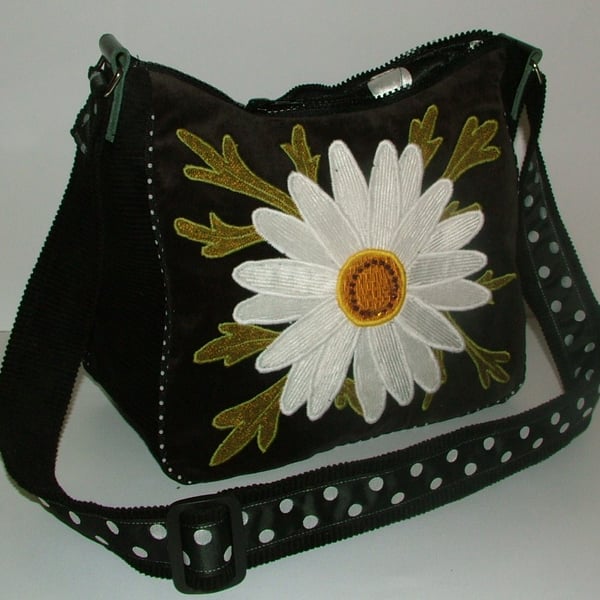 Black, Green, White and Yellow Daisy Handbag