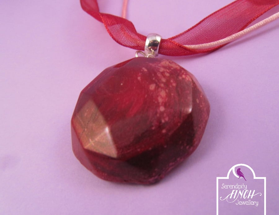 Red Jewel Enamel Pendant Ribbon Necklace