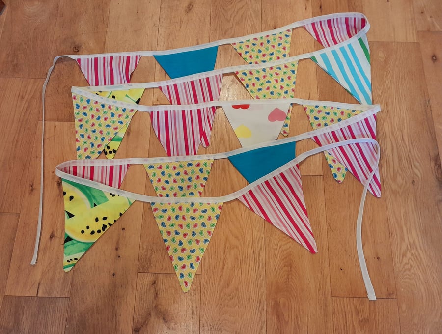 Hearts and Stripes cotton bunting
