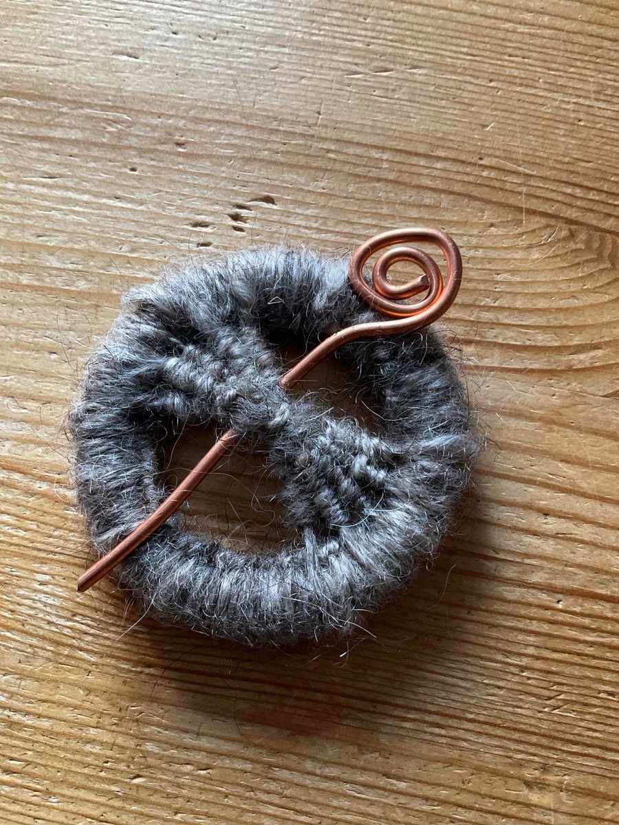 Old Blandford Style Dorset Button Shawl or Wrap Pin Handspun Shetland Yarn