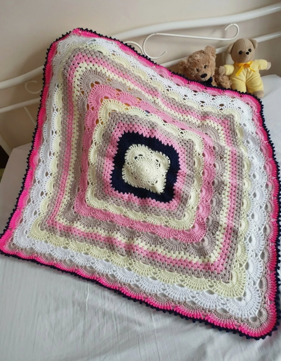 Crochet throw baby blanket 