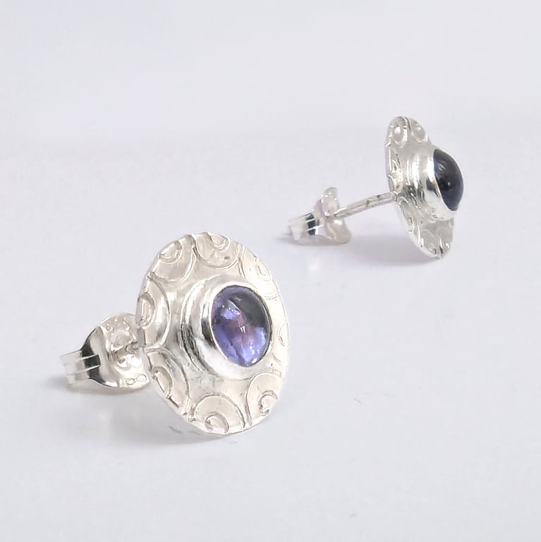 Sterling Silver Iolite Stud earrings: silver