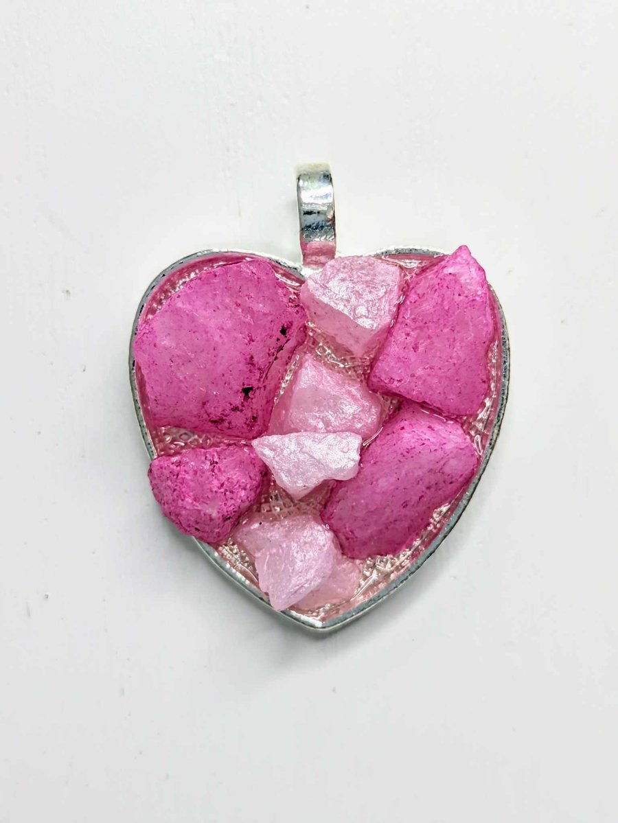 Small Heart Pendant With Pink Rocks